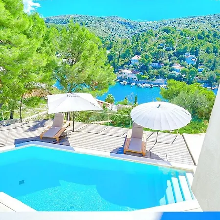 Modern Holiday home